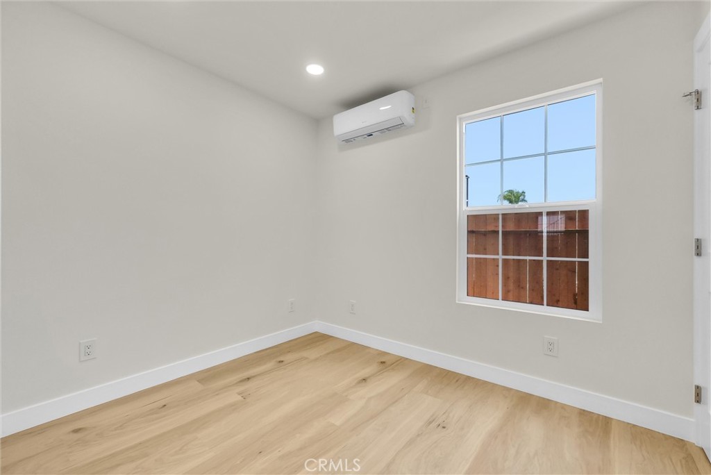 116 -114 N Cornell