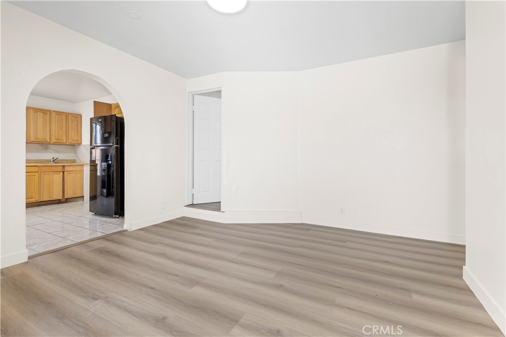 10123 finch ave