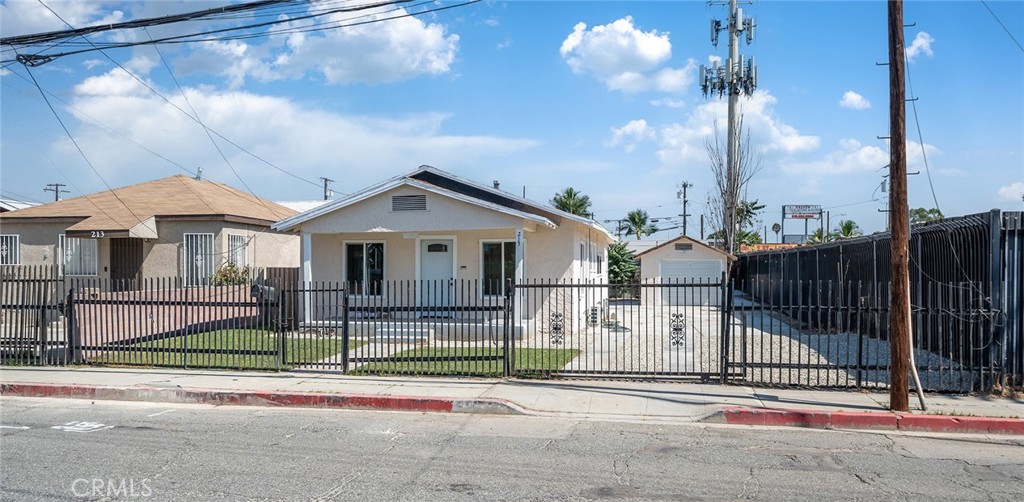215 E Elm Street