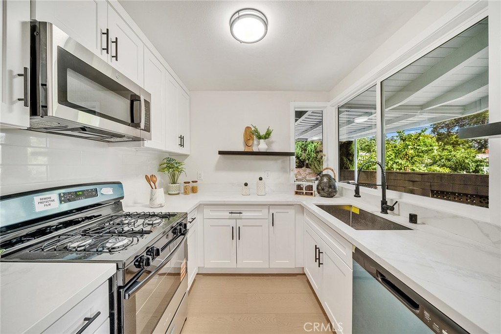 1460 Hacienda Place