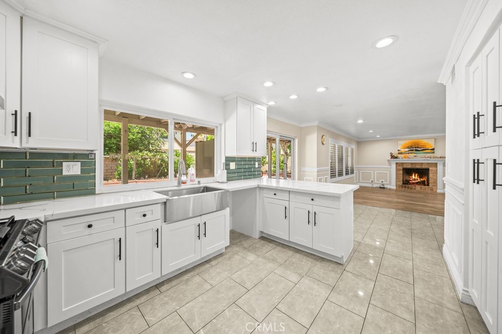 1315 Ancona Dr