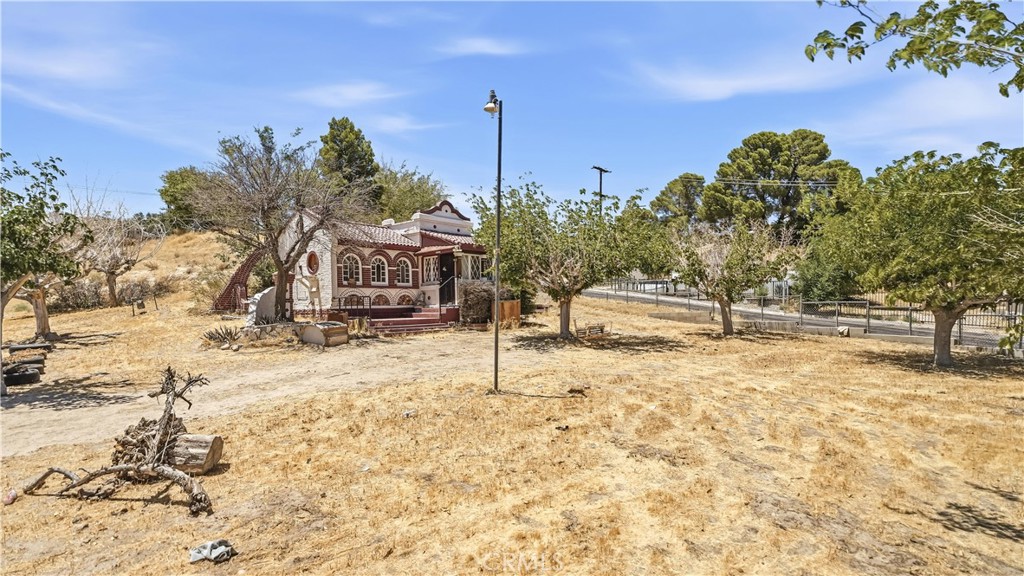 16805 yucca