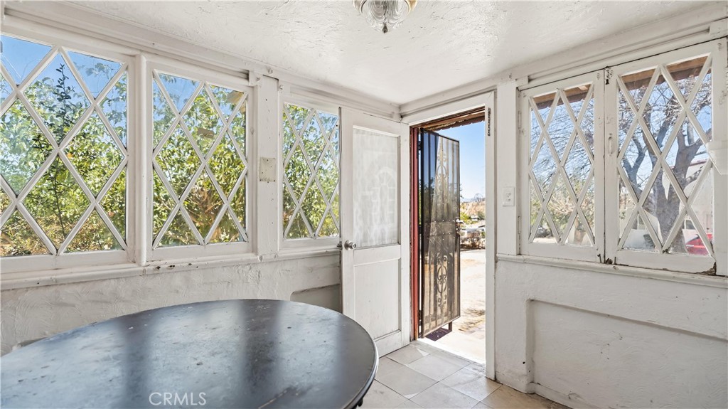 16805 yucca