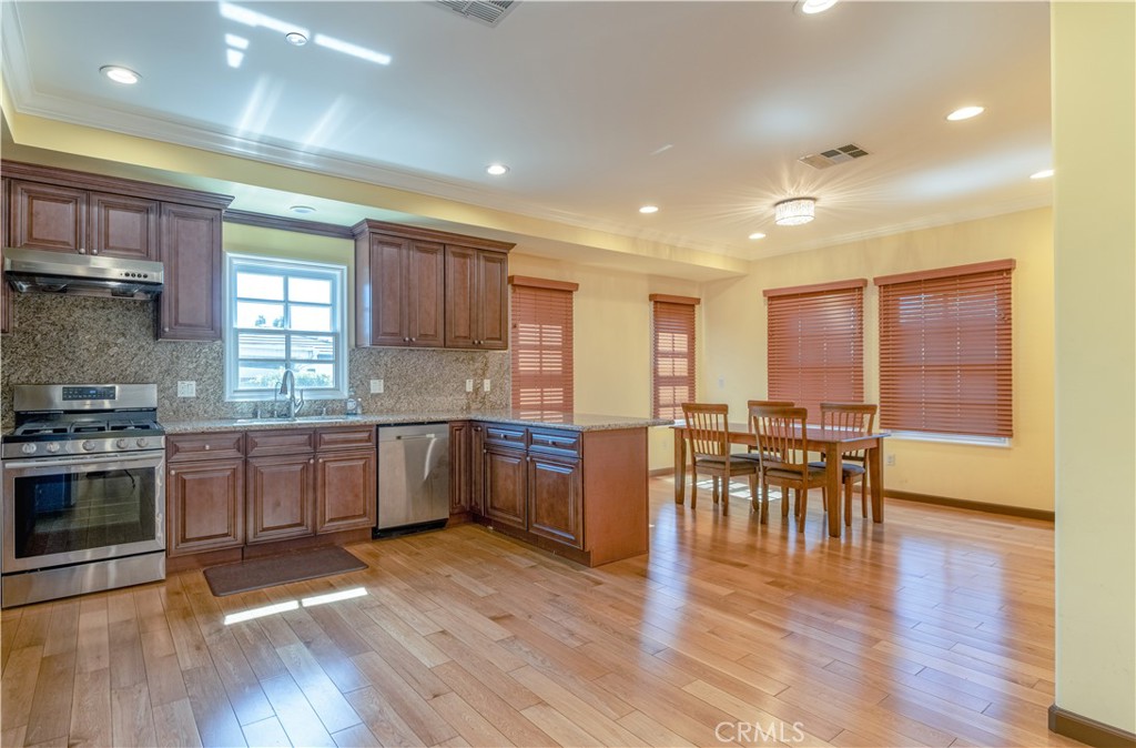 1120 Columbia Road