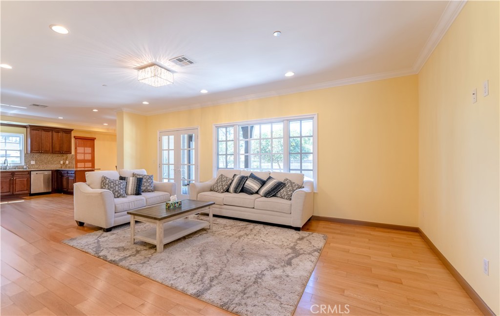 1120 Columbia Road