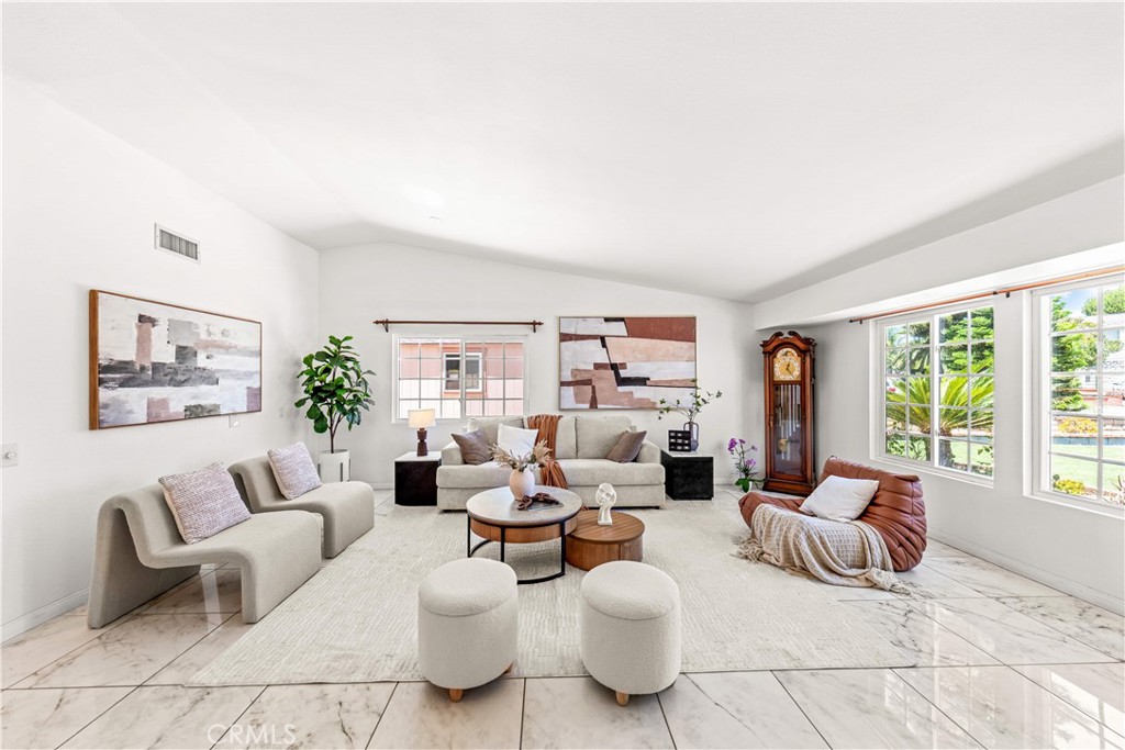 24412 Rosegate