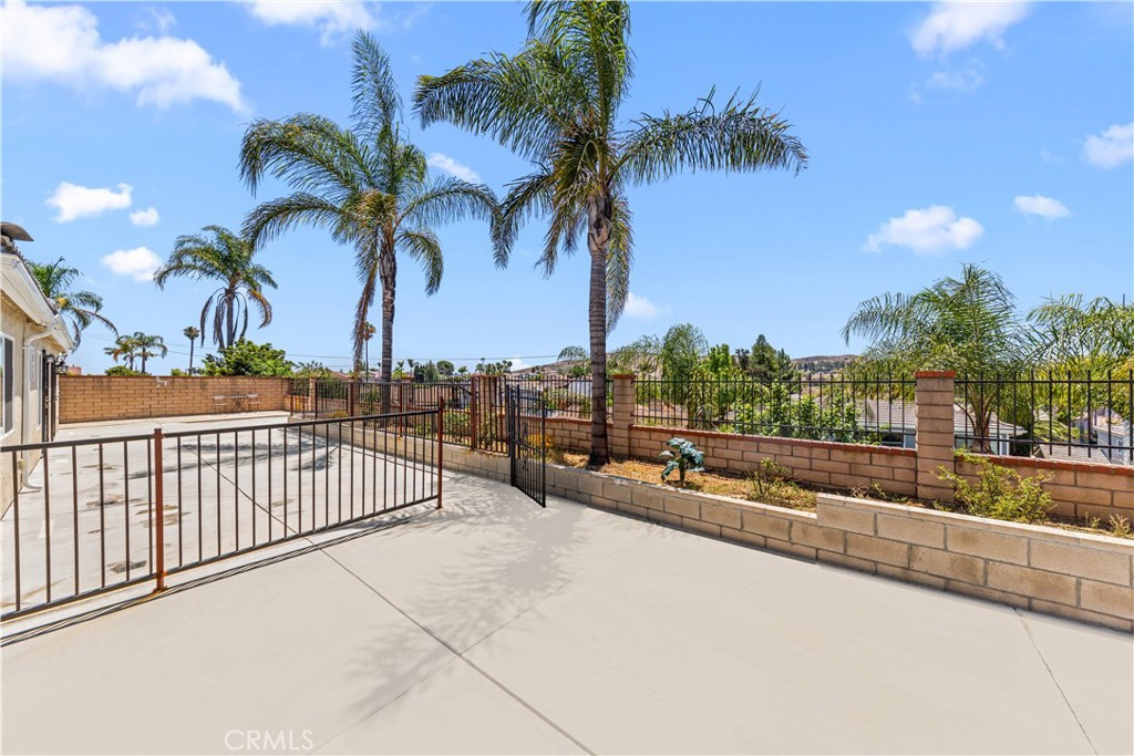 24412 Rosegate