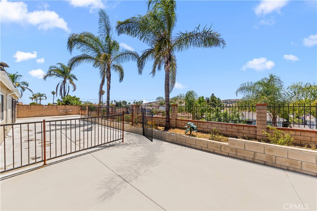 24412 Rosegate