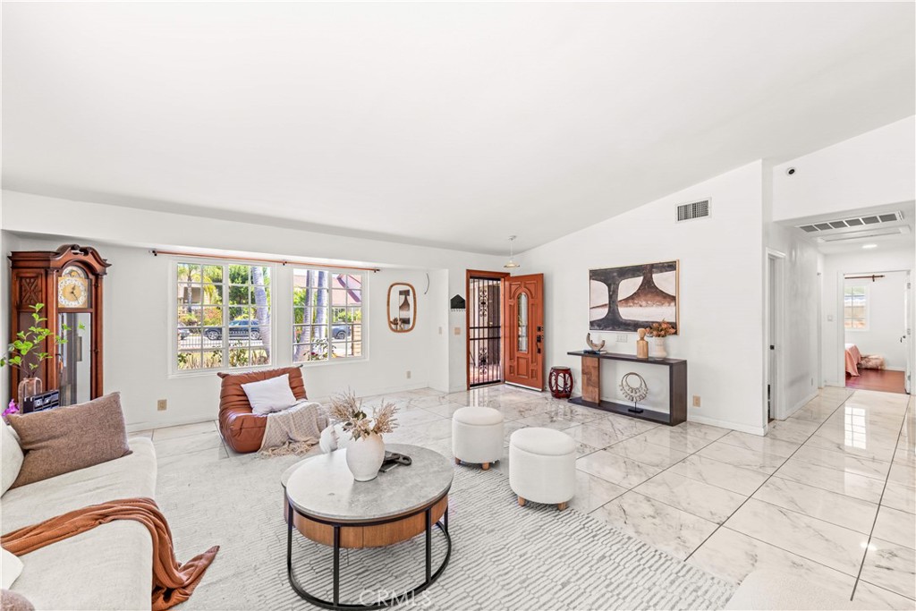 24412 Rosegate