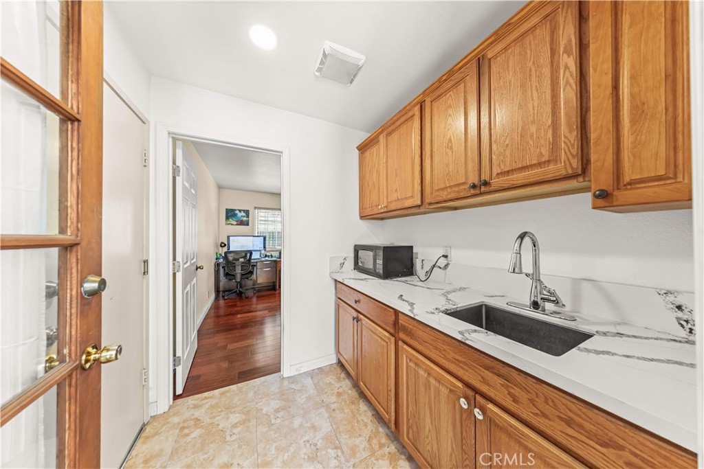 24412 Rosegate