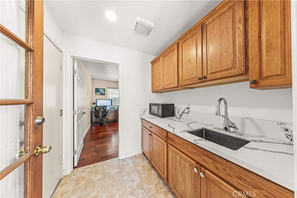 24412 Rosegate