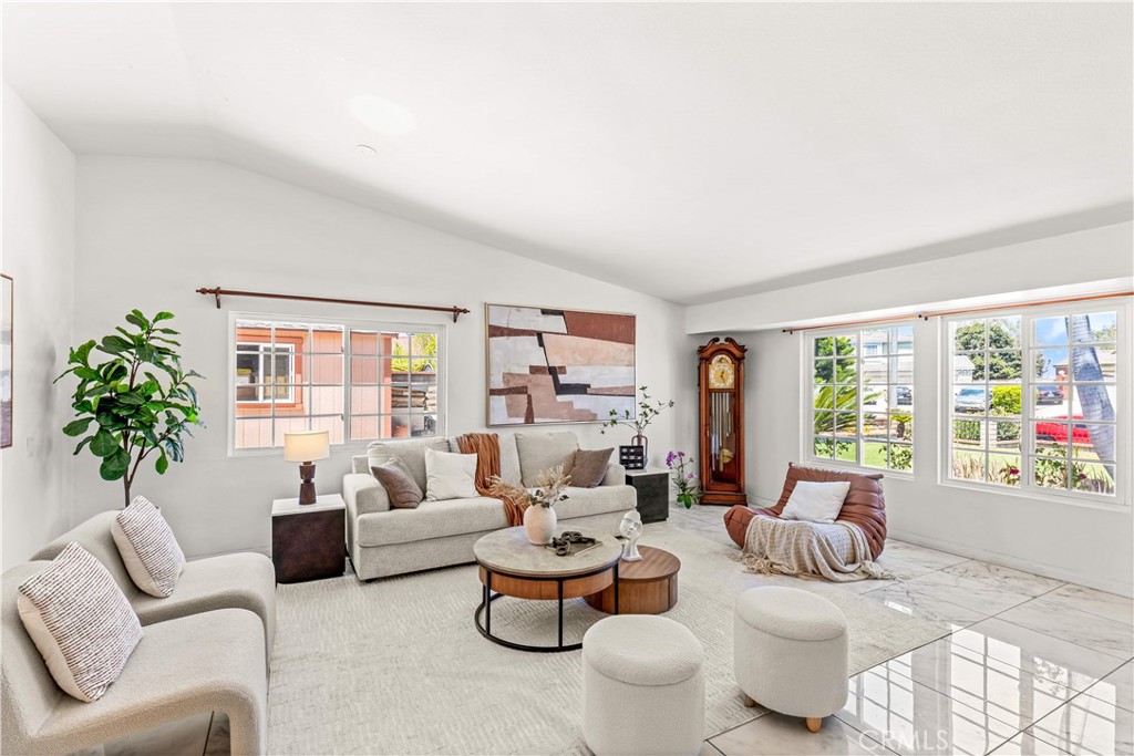24412 Rosegate