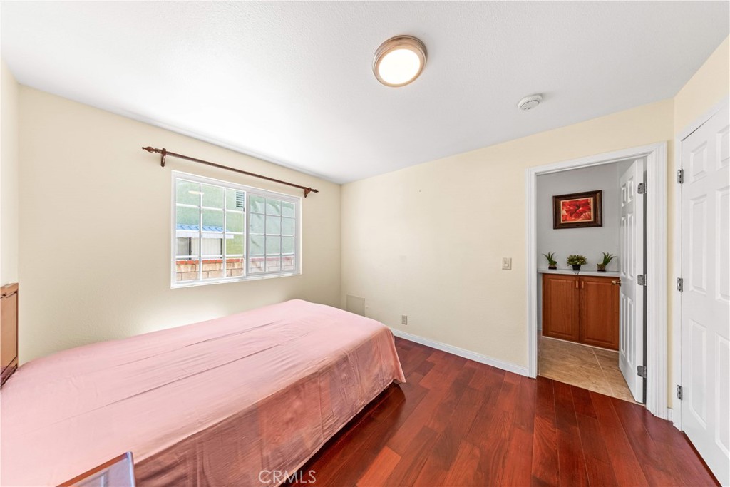 24412 Rosegate