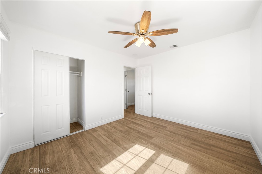 925 E Florence