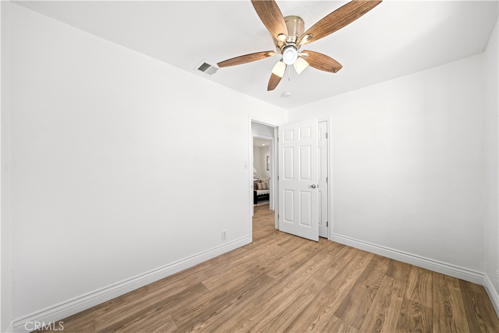 925 E Florence