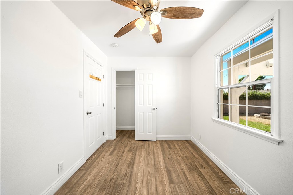 925 E Florence