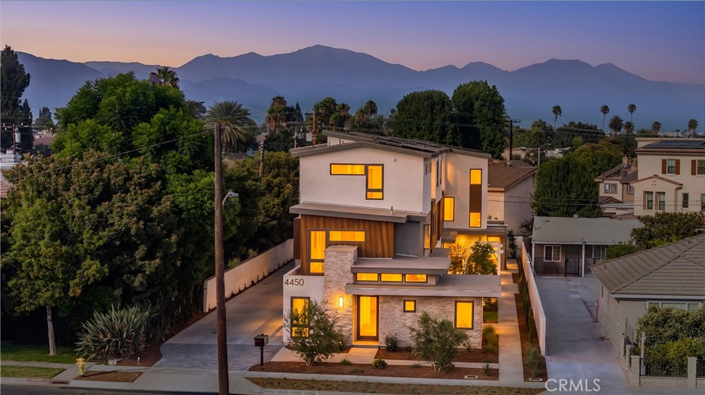 4450 Temple City