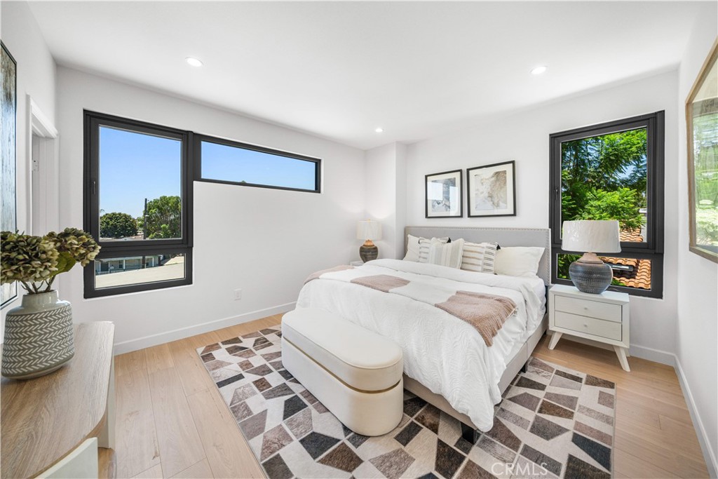 4450 Temple City