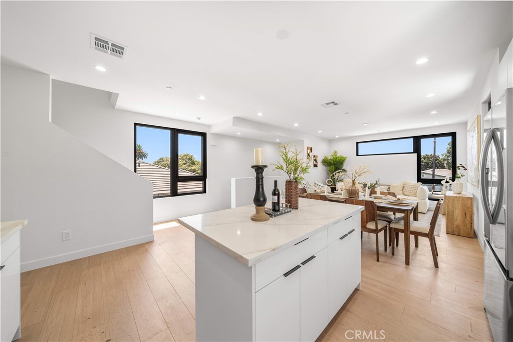 4450 Temple City