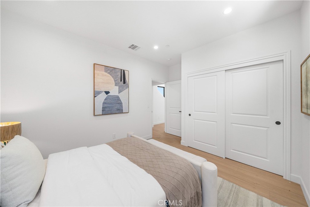4450 Temple City