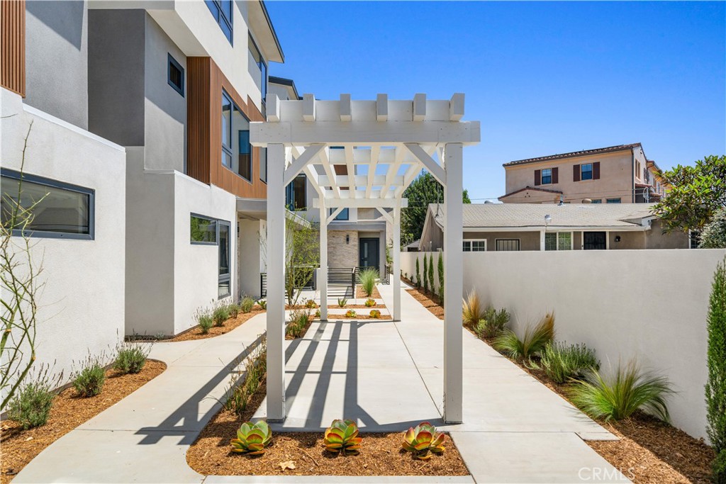 4450 Temple City