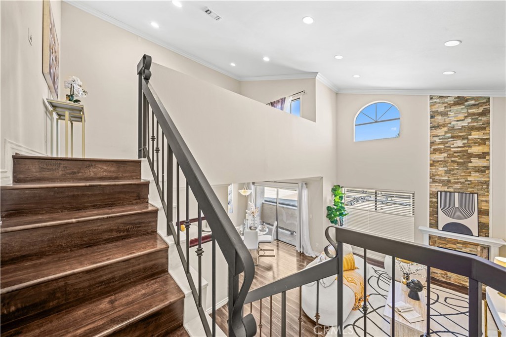 4211 Arch 203