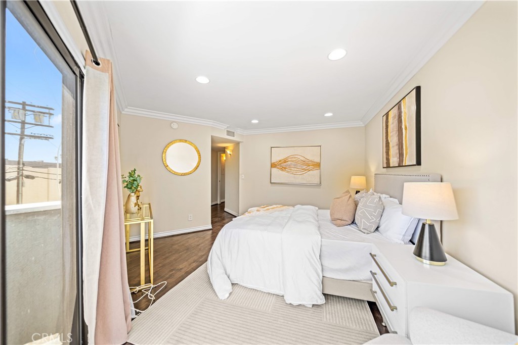 4211 Arch 203