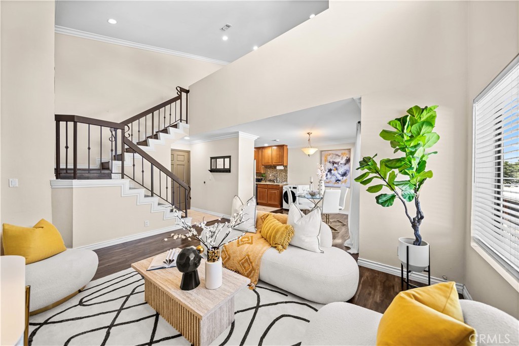 4211 Arch 203