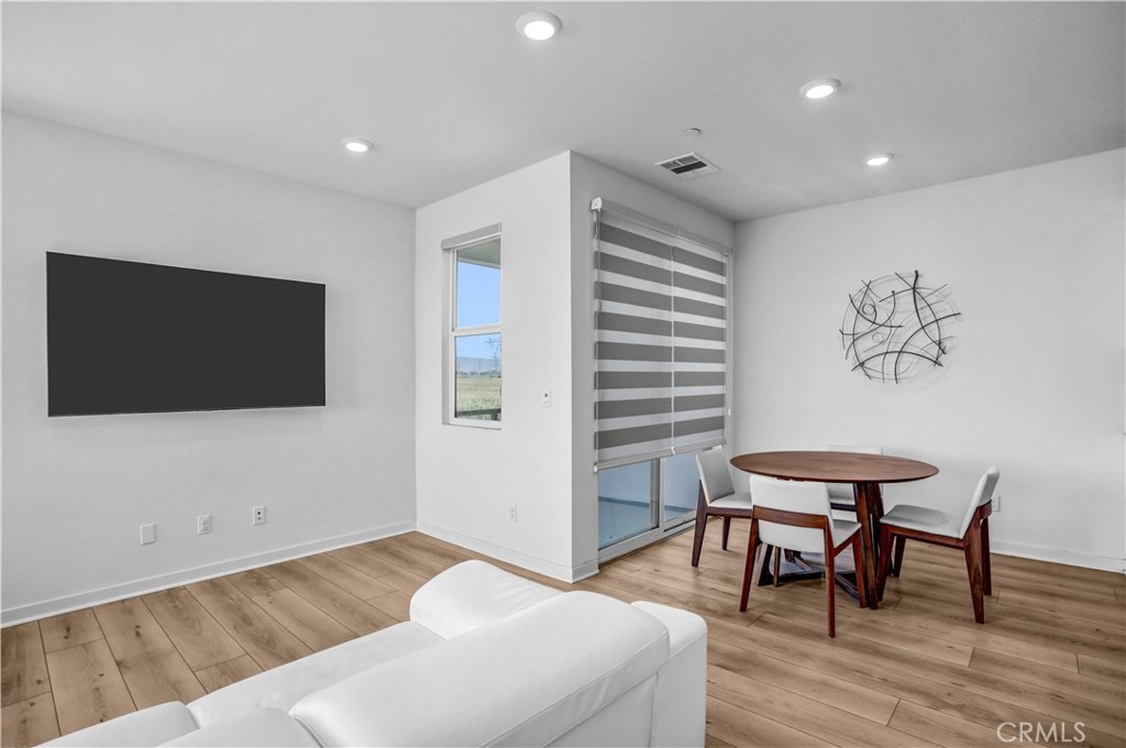 3620 S Allston Paseo 8