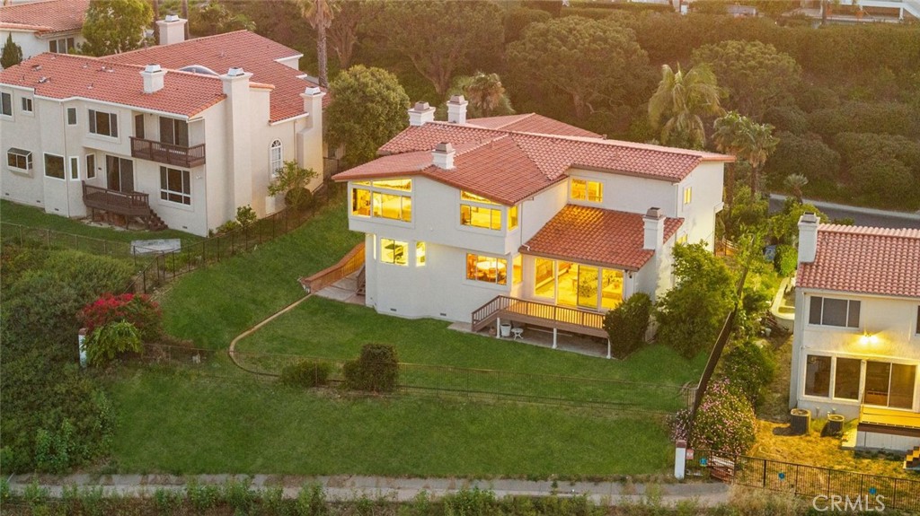 10 Avenue De Azalea