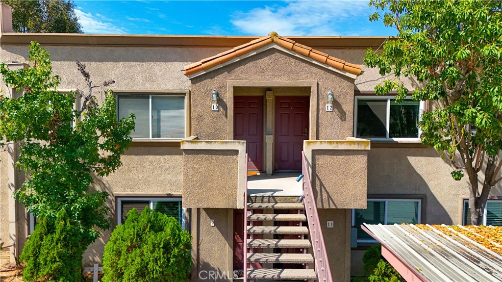 800 Grand ave A12