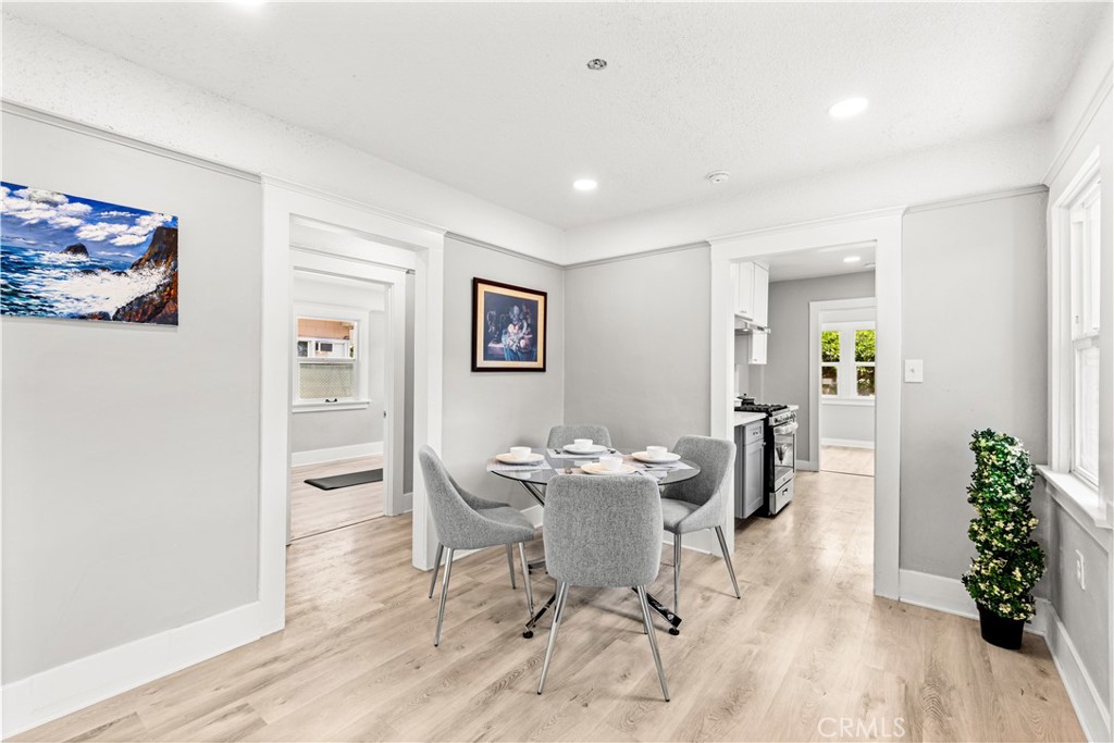 304 N MONTEREY