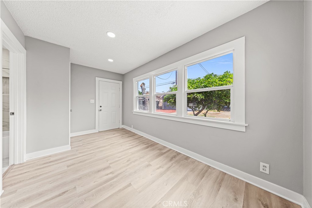 304 N MONTEREY
