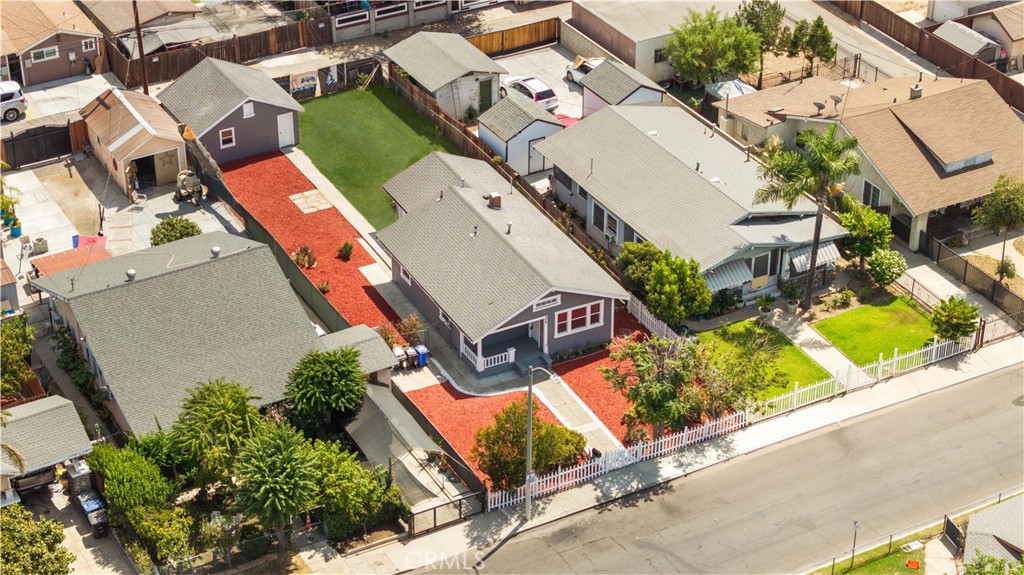 304 N MONTEREY