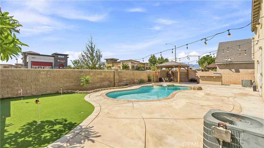 6271 Ruby Crest