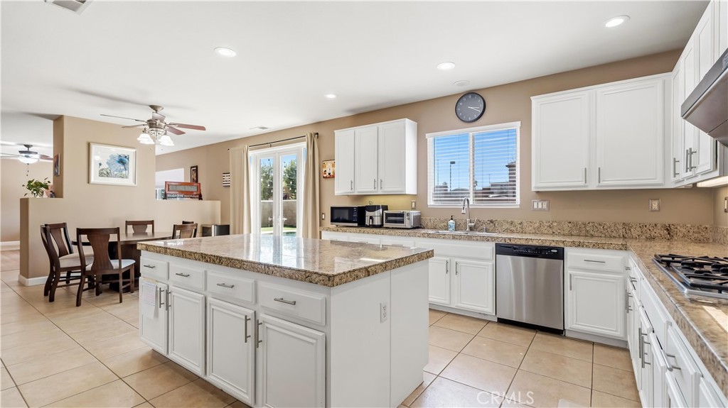 6271 Ruby Crest