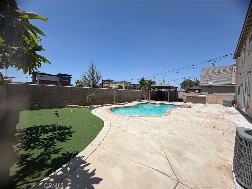 6271 Ruby Crest