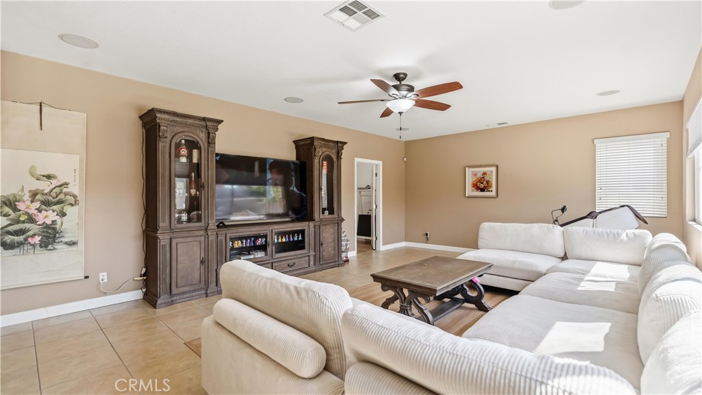 6271 Ruby Crest