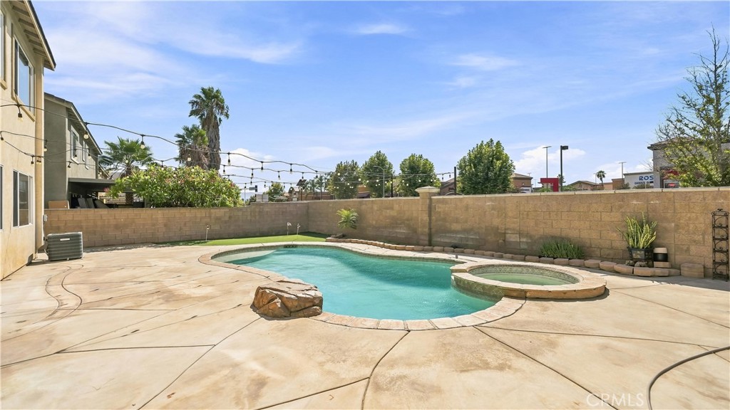 6271 Ruby Crest