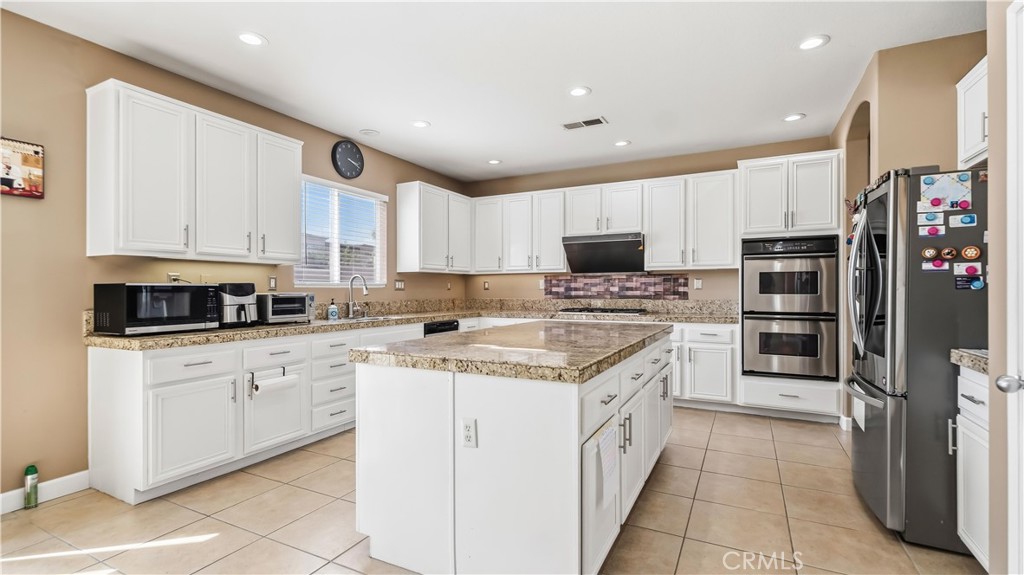 6271 Ruby Crest