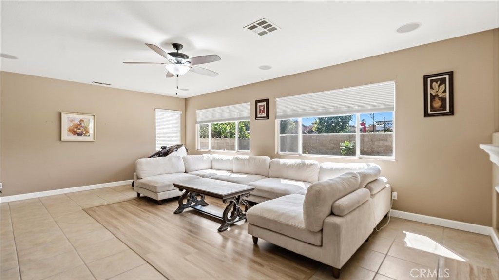 6271 Ruby Crest