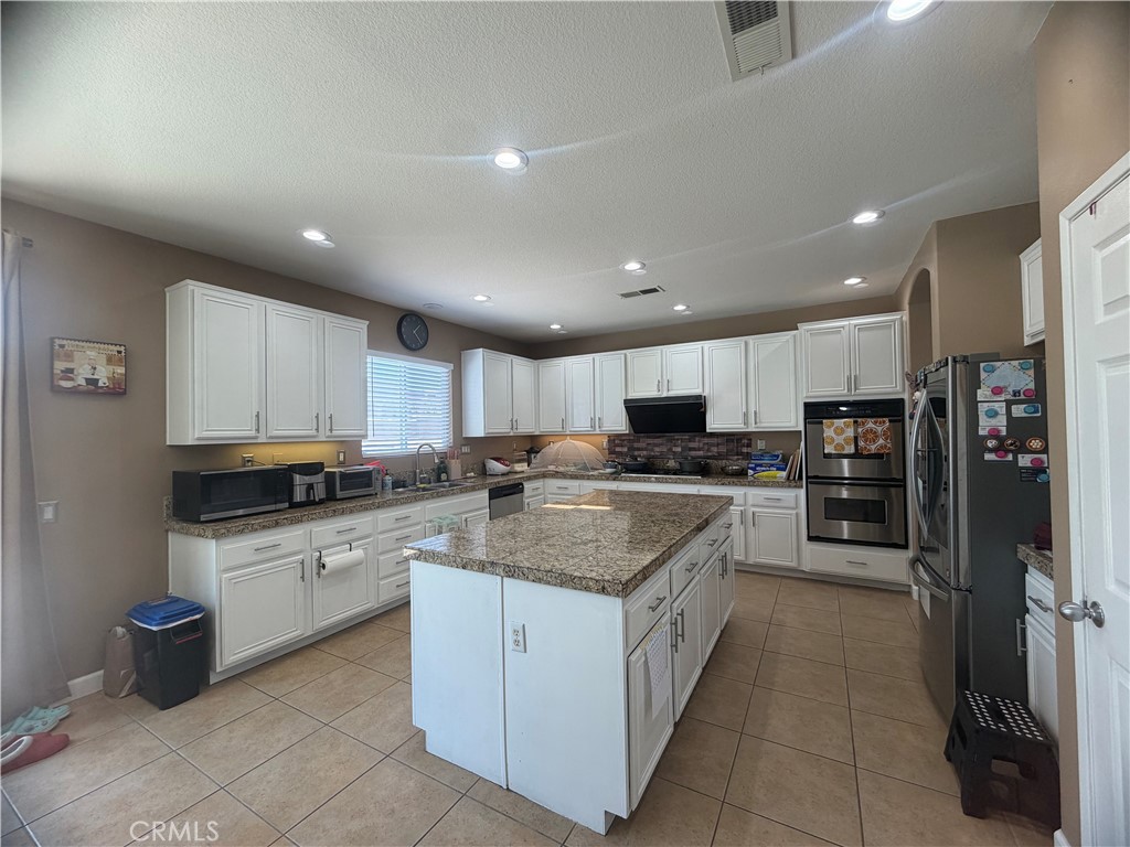 6271 Ruby Crest