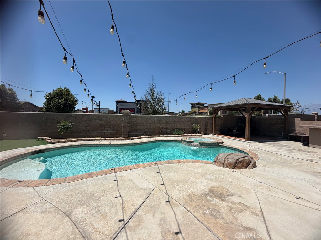 6271 Ruby Crest