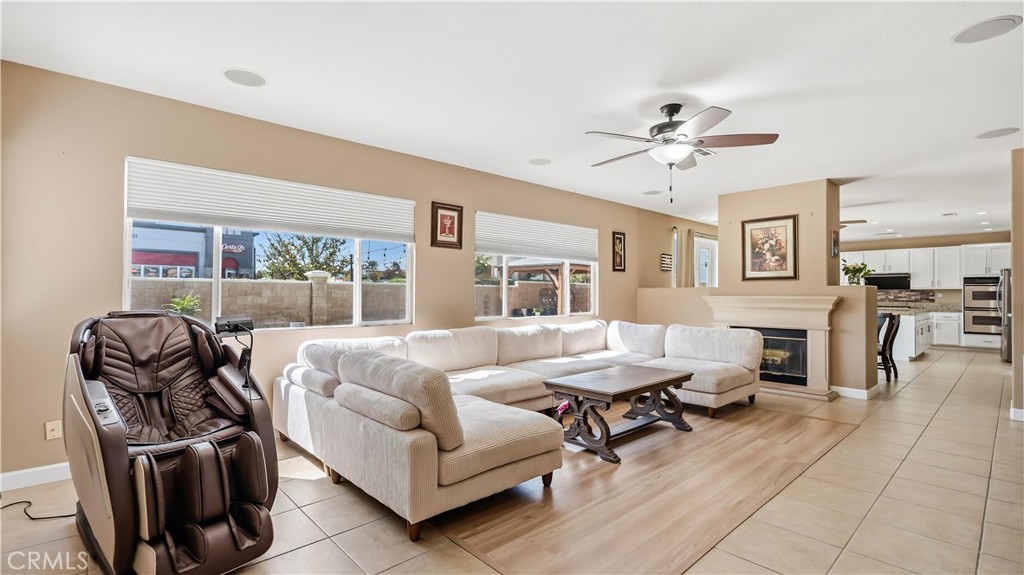 6271 Ruby Crest