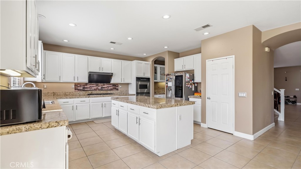 6271 Ruby Crest