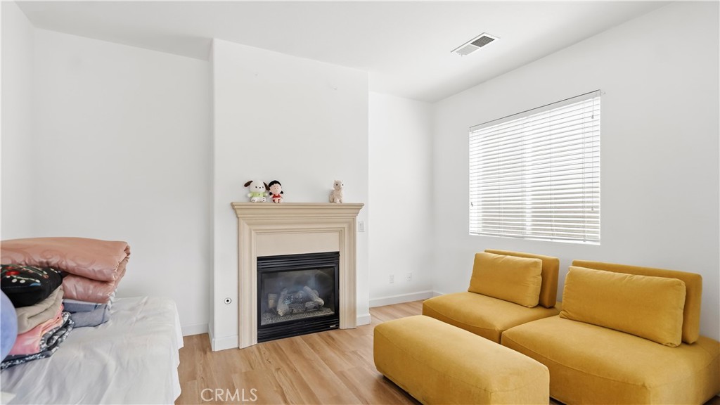 6271 Ruby Crest