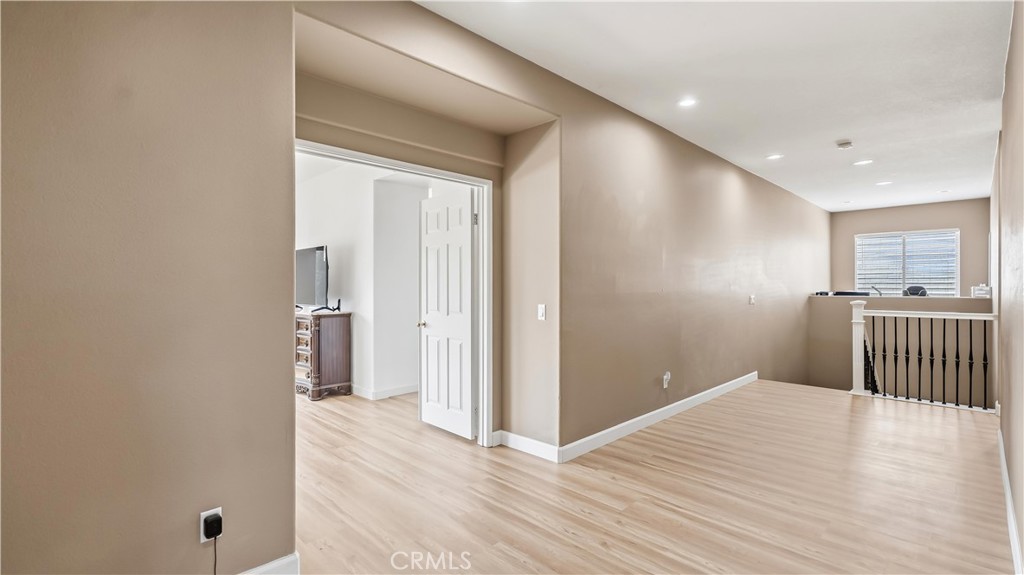 6271 Ruby Crest