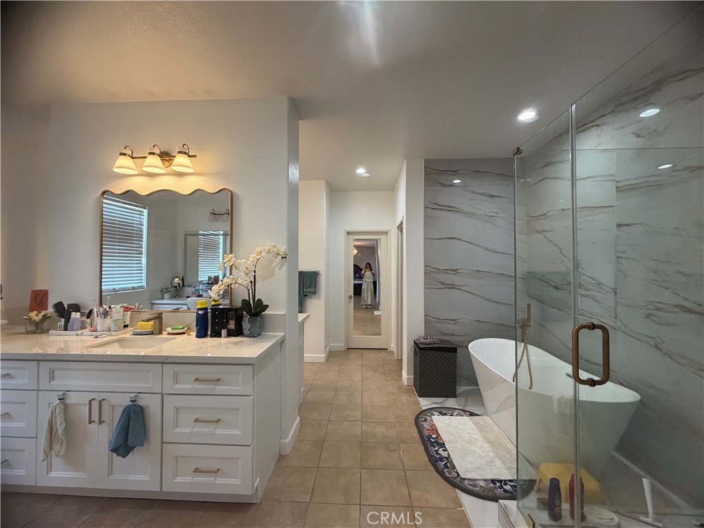 6271 Ruby Crest