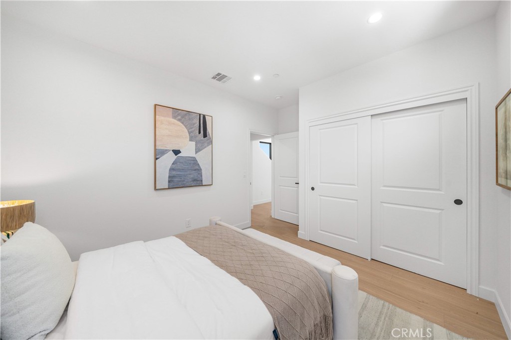 4450 temple city Boulevard C