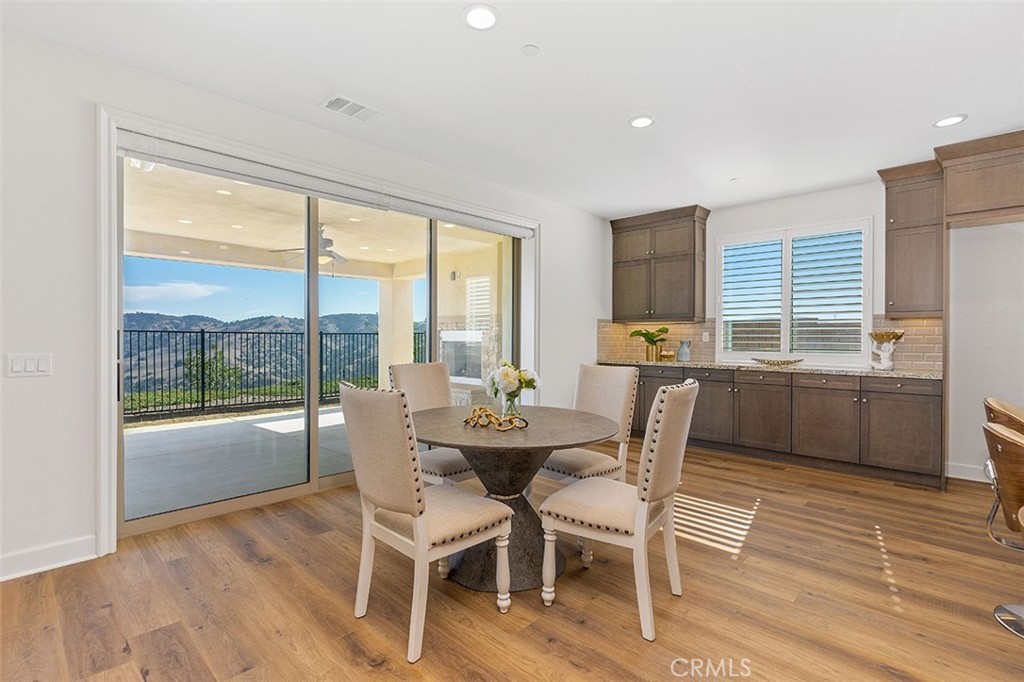 966 Feather Hollow Court